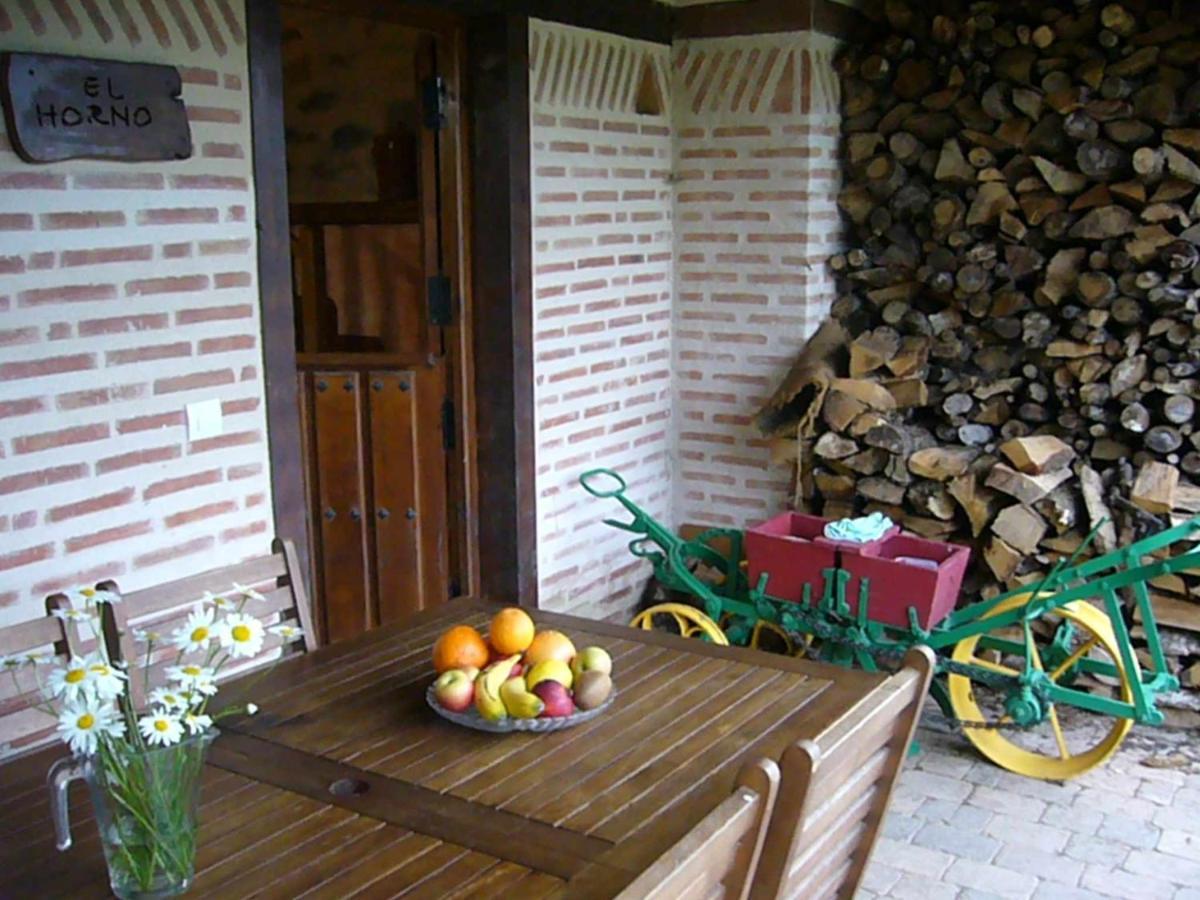 Apartamentos Rurales Casa Lafuente Luquiano ภายนอก รูปภาพ