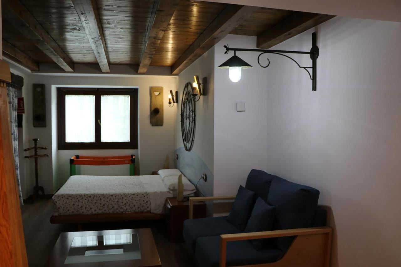 Apartamentos Rurales Casa Lafuente Luquiano ภายนอก รูปภาพ